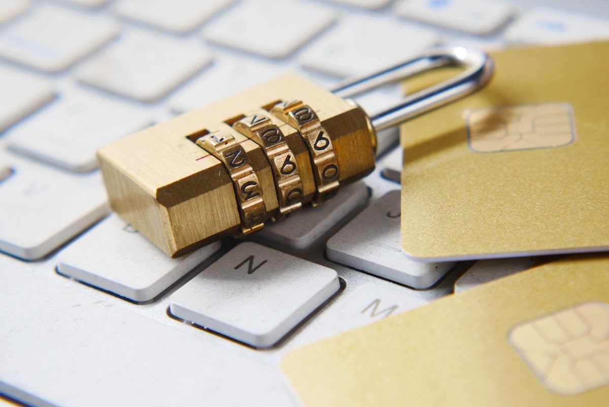 A lock is sitting on a keyboard Online Penetration Testing Courses