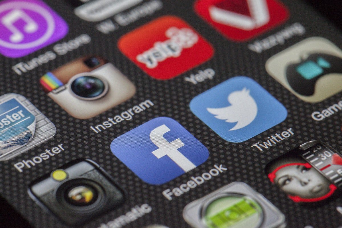 widgets of different social media platforms. How Social Media Helps Business