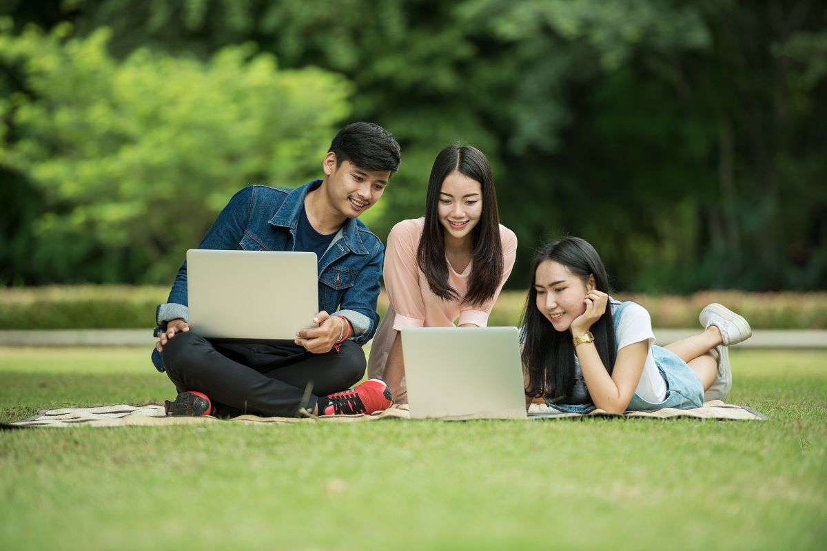 Penn State students studying outdoors